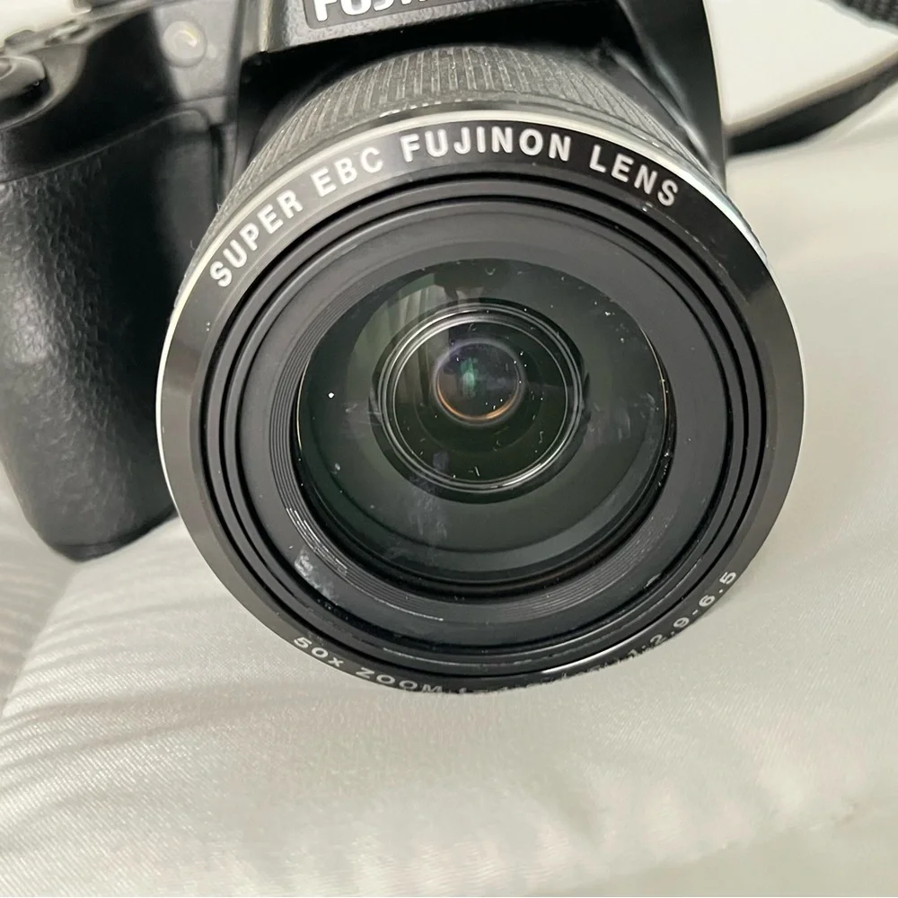 Fujifilm Black Professional Digital Camera